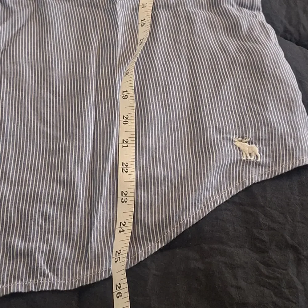 Abercrombie & Fitch Shirt Women's Small Oversized Classic Basic Everyday Preppy